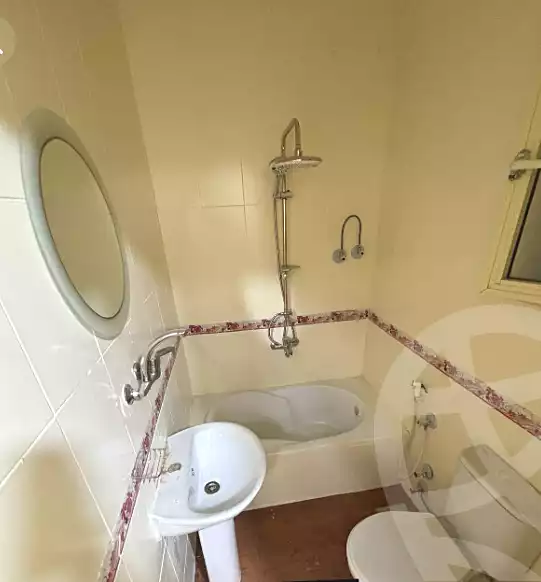 https://aqarmap.com.eg/en/listing/7337541-for-sale-alexandria-bw-qyr-street-25