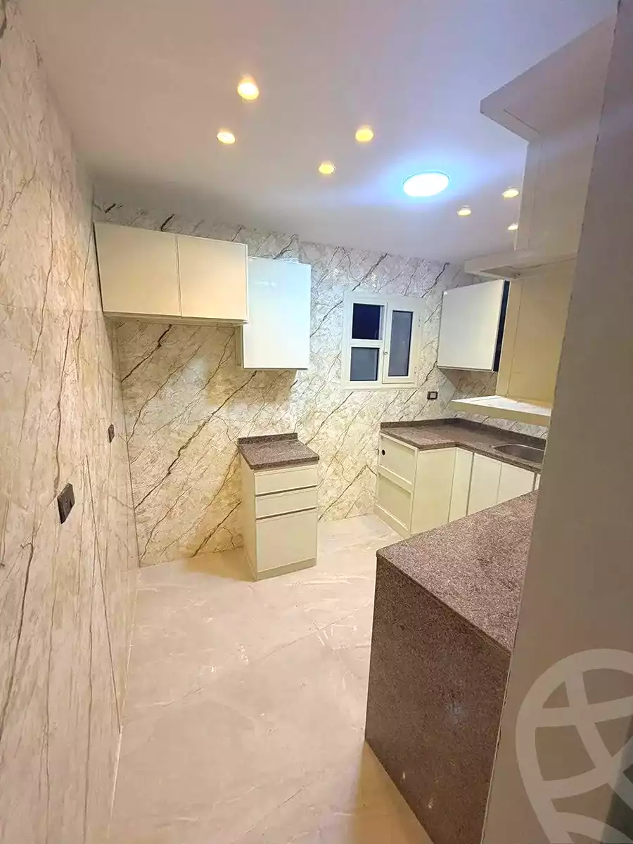 https://aqarmap.com.eg/en/listing/7337787-for-rent-alexandria-sydy-bshr