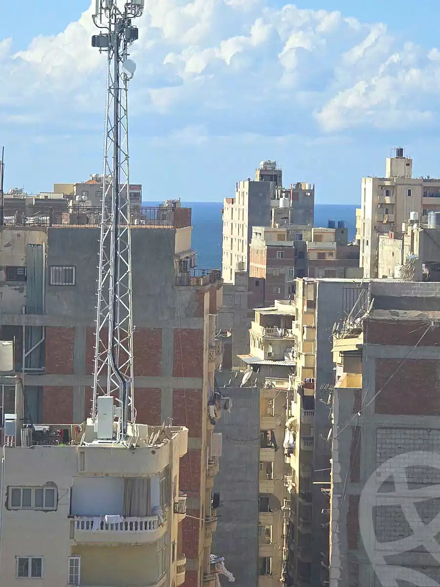https://aqarmap.com.eg/ar/listing/7337918-for-sale-alexandria-sydy-bshr-sydy-bshr-bhry-gamal-abd-el-nasir-st