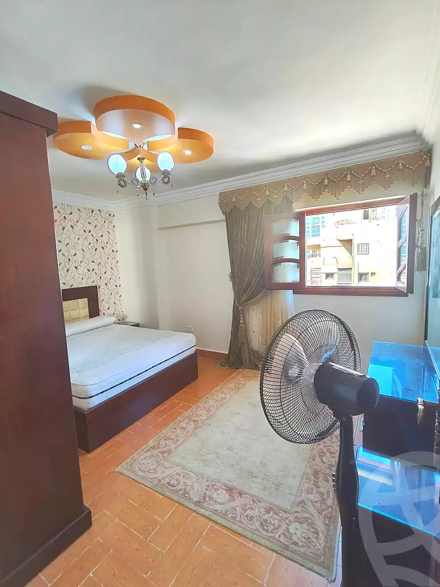 https://aqarmap.com.eg/ar/listing/7337978-for-sale-alexandria-ganaklis