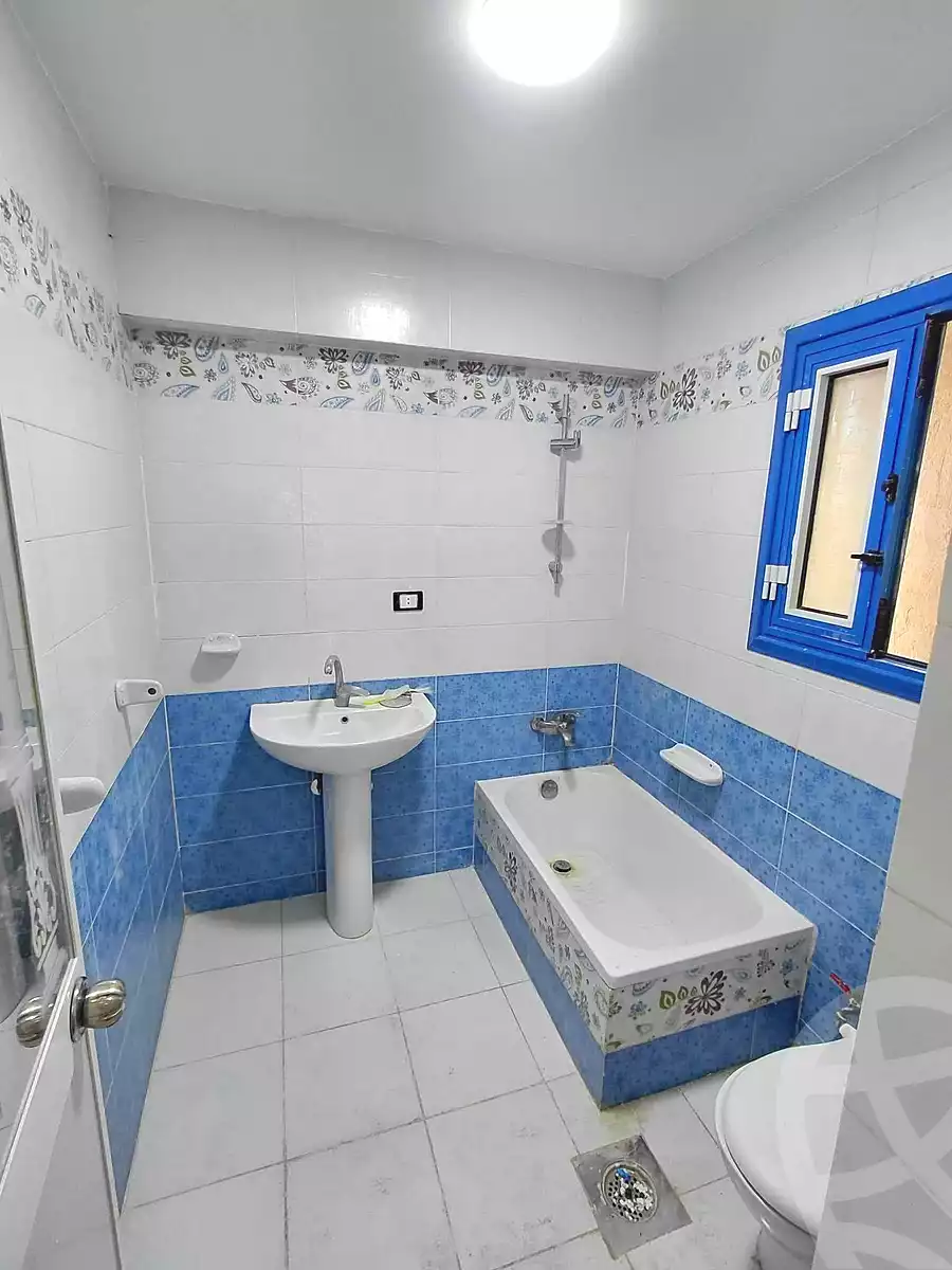https://aqarmap.com.eg/en/listing/7338325-for-sale-alexandria-sydy-bshr-sydy-bshr-bhry-street-16