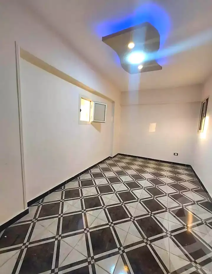 https://aqarmap.com.eg/ar/listing/7338463-for-sale-alexandria-lsywf-el-falki