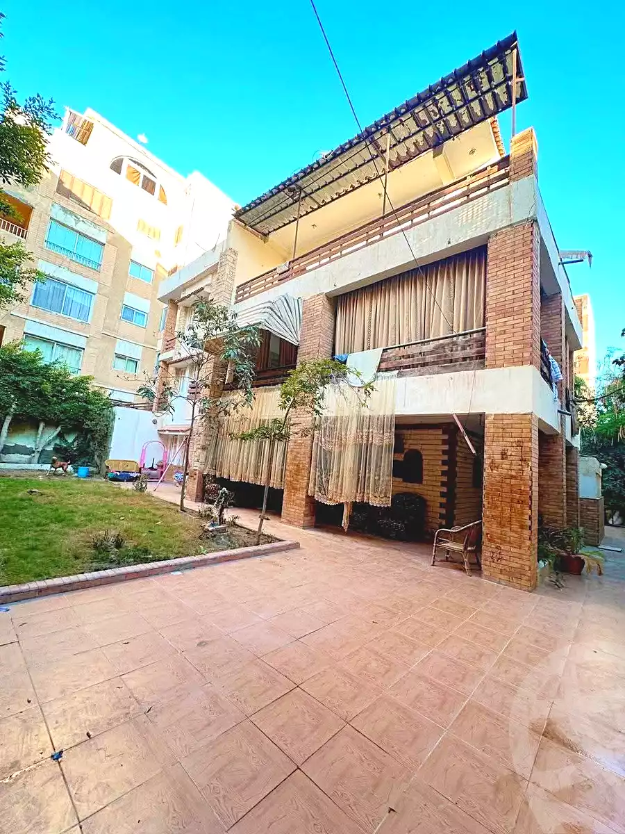 https://aqarmap.com.eg/en/listing/7338705-for-sale-alexandria-al-agamy-lbytsh-bianchiii-street-11
