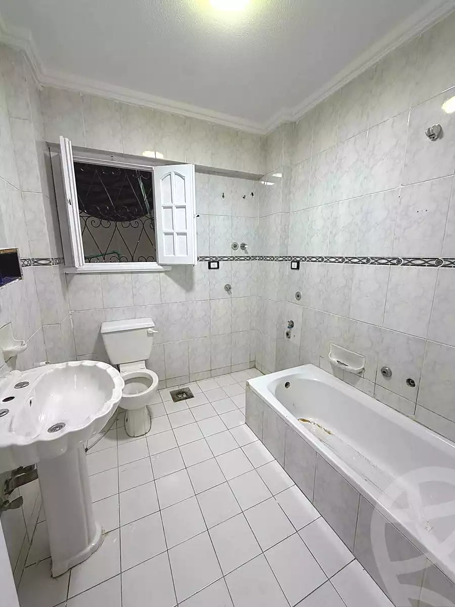 https://aqarmap.com.eg/ar/listing/7338794-for-sale-alexandria-al-agamy