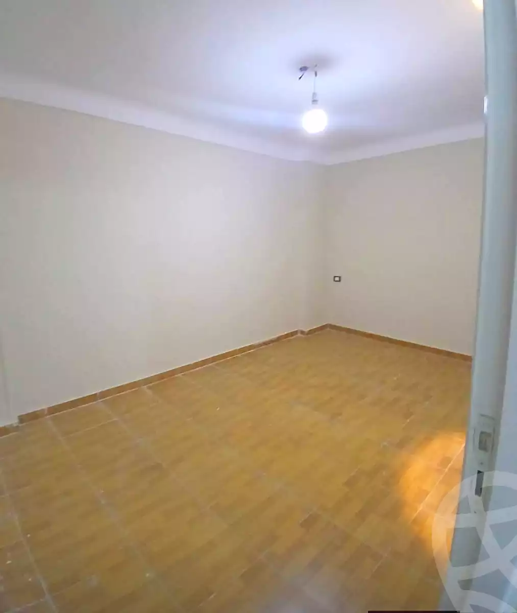 https://aqarmap.com.eg/en/listing/7338814-for-sale-alexandria-lsywf-el-falki