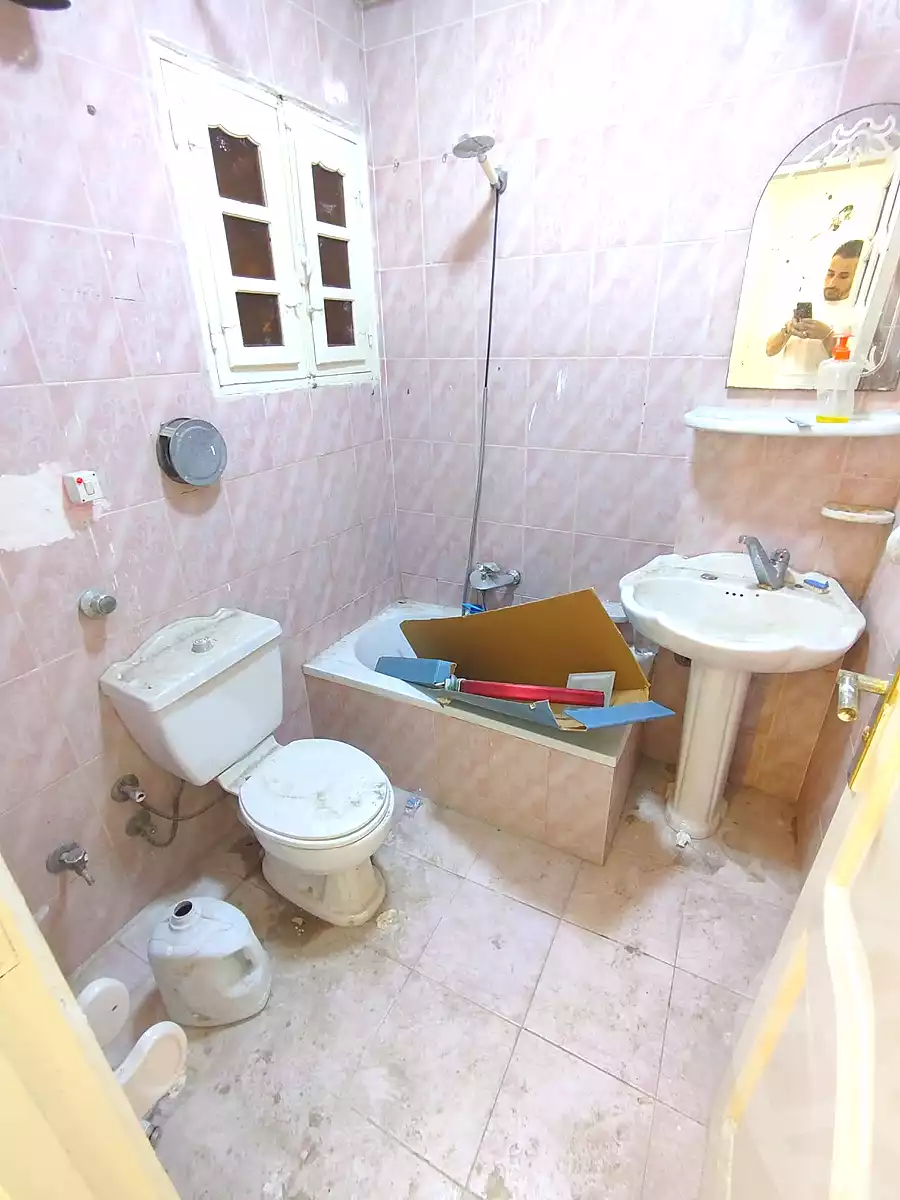 https://aqarmap.com.eg/ar/listing/7338837-for-sale-alexandria-lsywf-el-falki