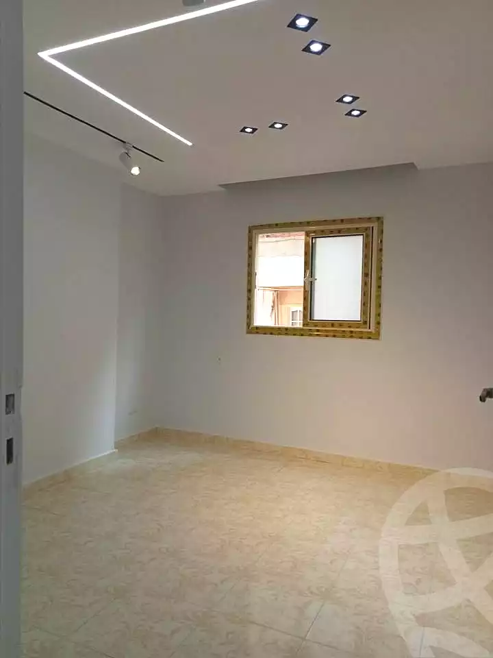 https://aqarmap.com.eg/ar/listing/7338928-for-sale-alexandria-sydy-bshr-sydy-bshr-bhry-gamal-abd-el-nasir-st
