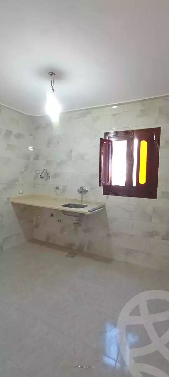 https://aqarmap.com.eg/en/listing/7338978-for-sale-alexandria-al-agamy-el-hanouvel-el-warsha-st