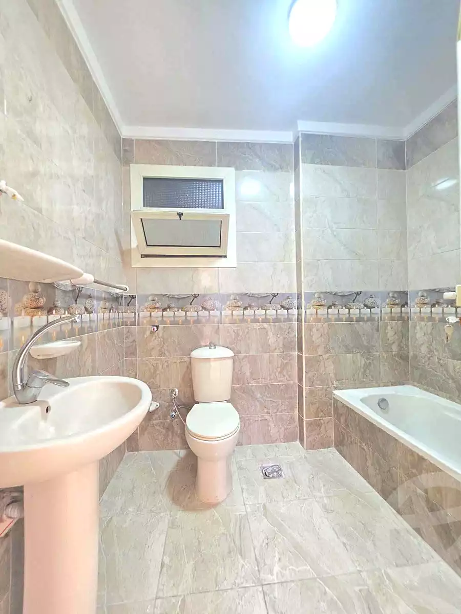 https://aqarmap.com.eg/ar/listing/7339017-for-sale-alexandria-el-asafra-l-sfr-bhry