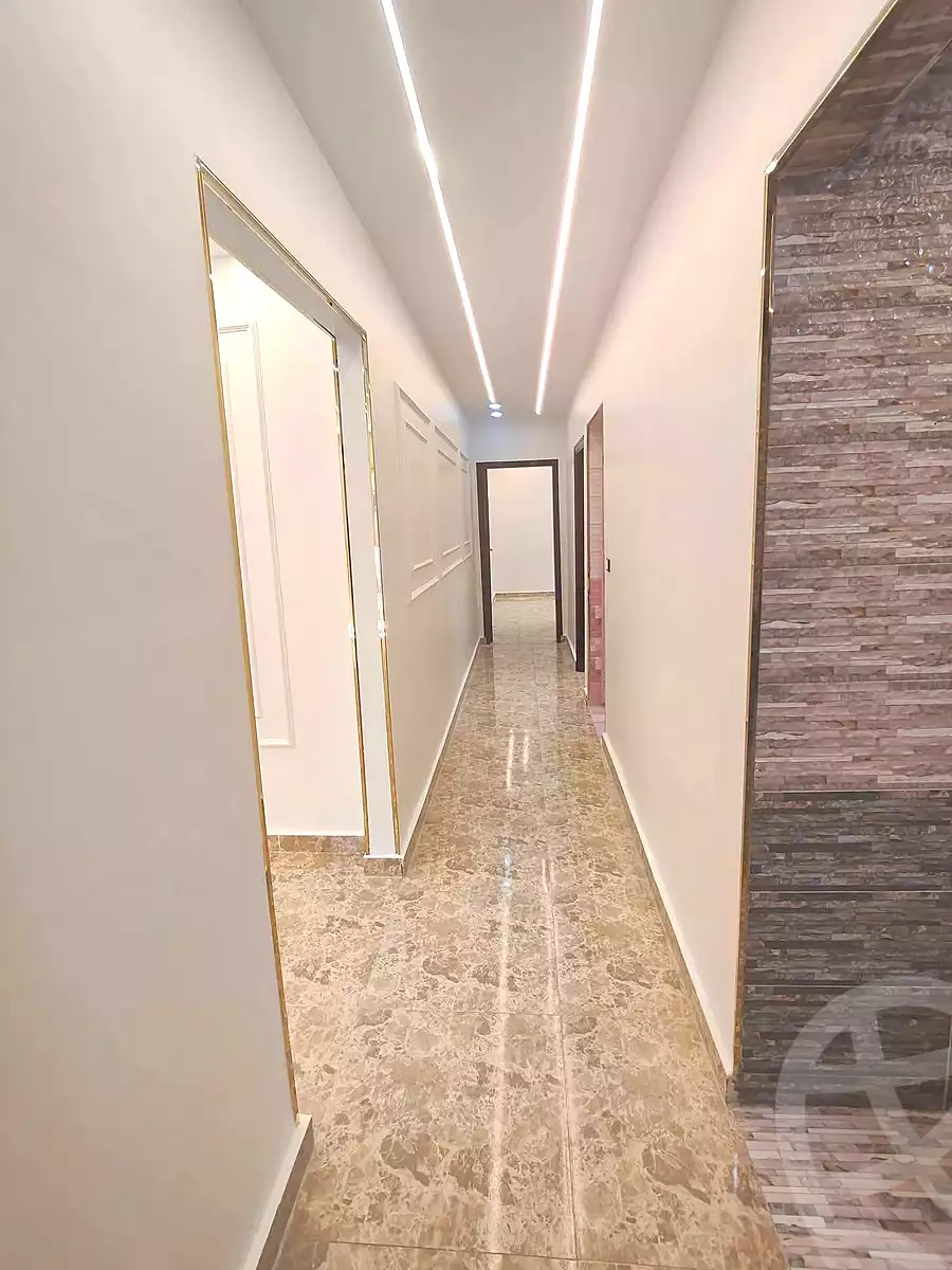 https://aqarmap.com.eg/ar/listing/7339256-for-sale-alexandria-sydy-bshr-sydy-bshr-bhry-shr-khld-bn-lwlyd