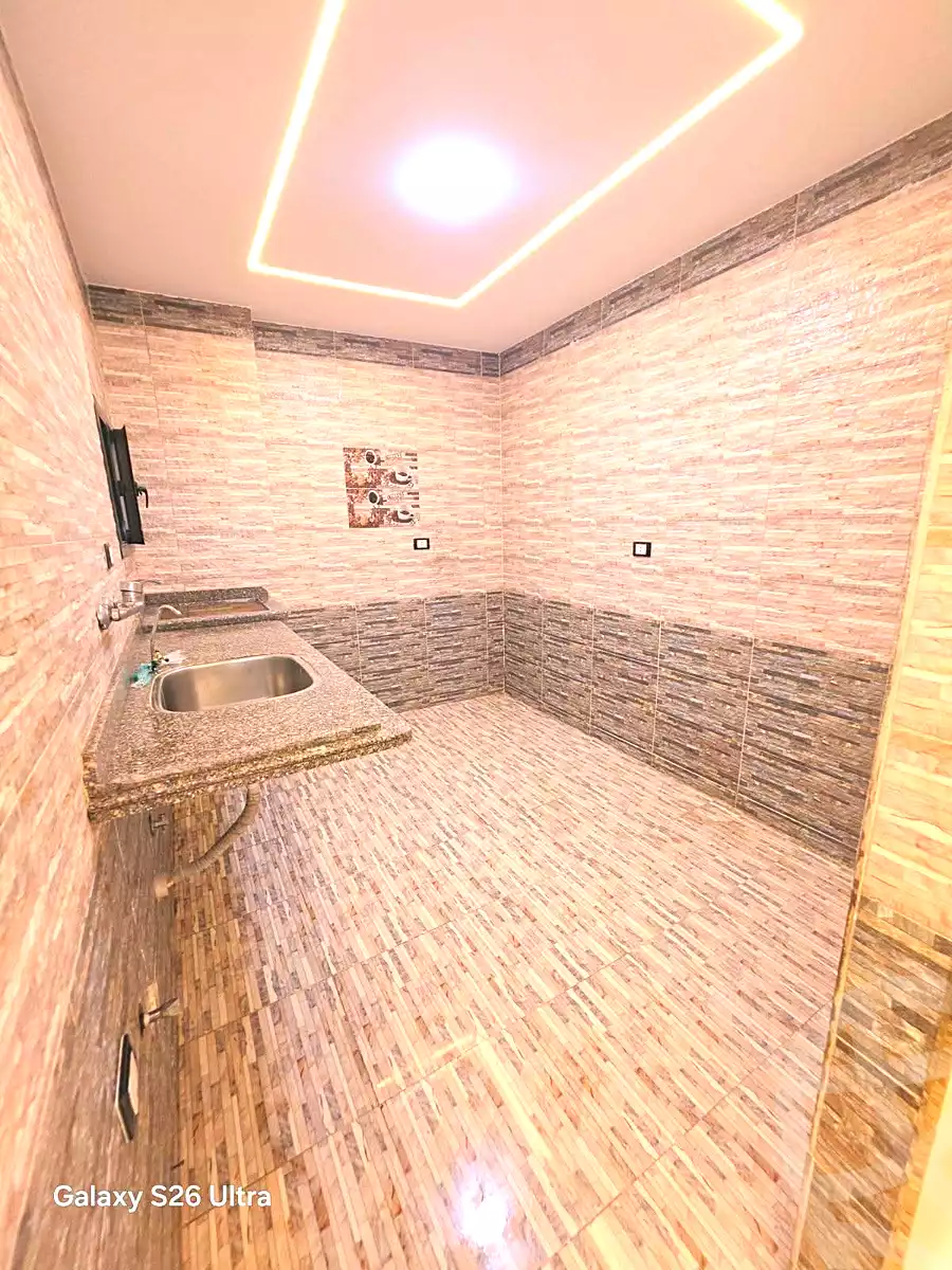 https://aqarmap.com.eg/ar/listing/7339317-for-sale-alexandria-sydy-bshr-sydy-bshr-bhry-shr-khld-bn-lwlyd