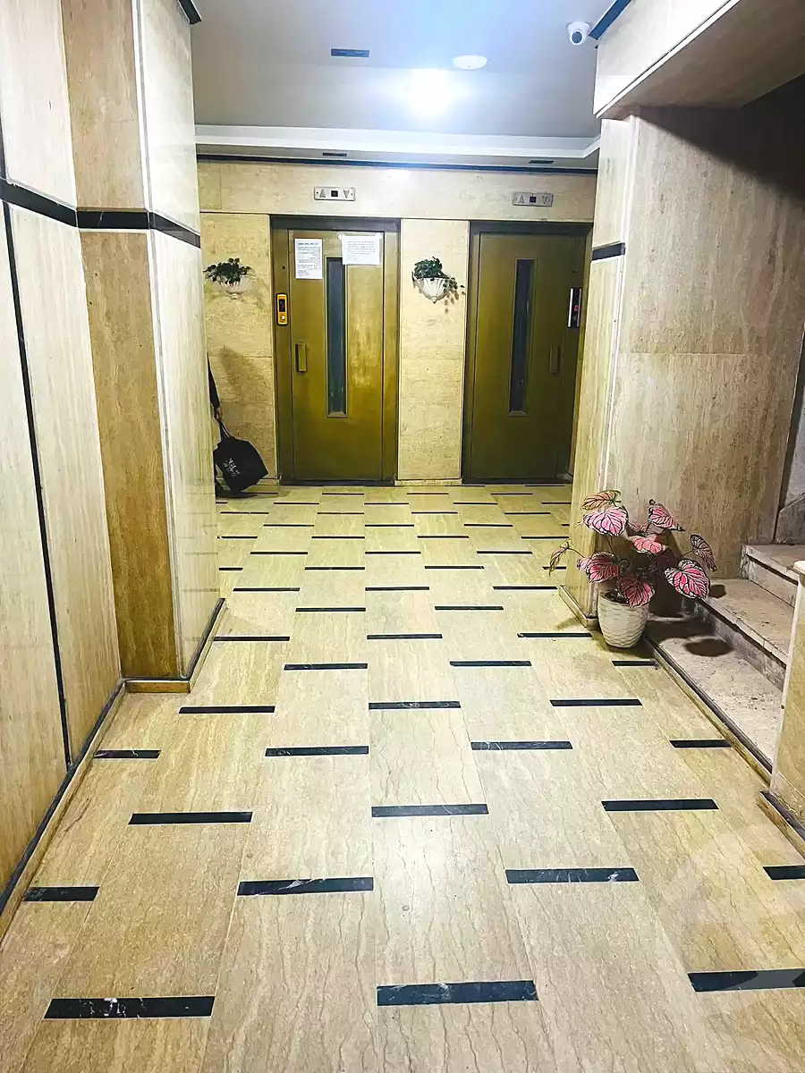 https://aqarmap.com.eg/en/listing/7339358-for-sale-alexandria-moharram-bey-tryq-qn-lswys