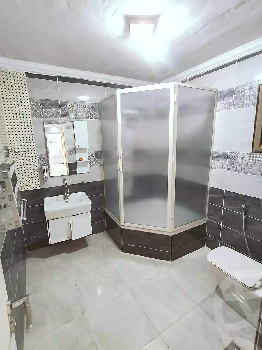 https://aqarmap.com.eg/ar/listing/7339416-for-sale-alexandria-sydy-bshr-sydy-bshr-bhry-shr-mhmwd-l-yswy