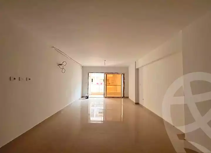 https://aqarmap.com.eg/ar/listing/7339434-for-sale-alexandria-ganaklis