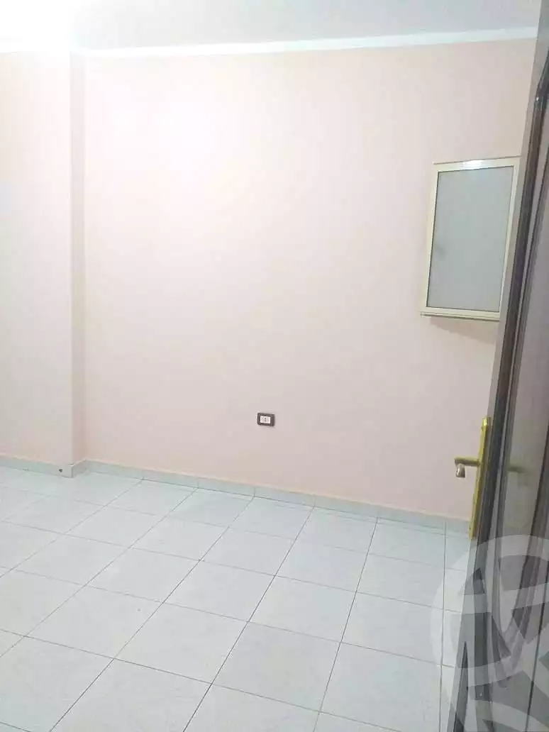 https://aqarmap.com.eg/ar/listing/7339723-for-sale-cairo-faisal-kafr-tohormos-queen-nazli-st