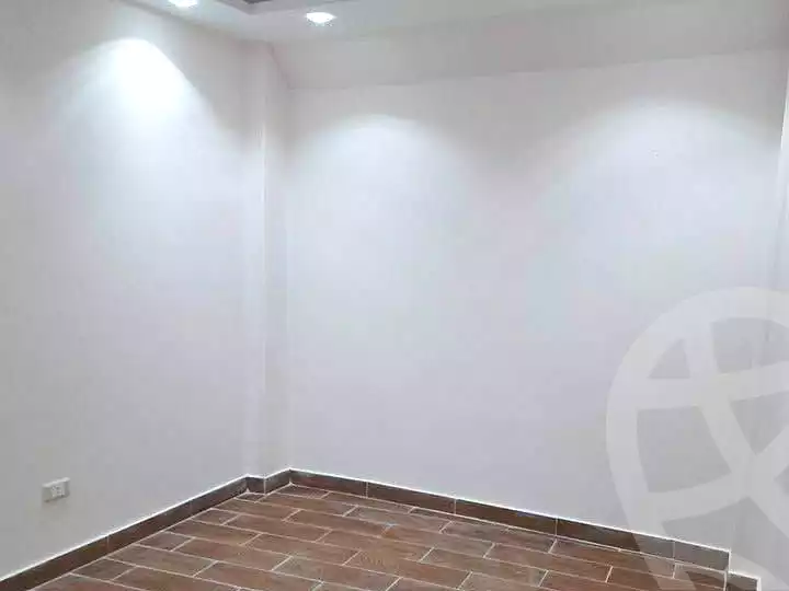 https://aqarmap.com.eg/ar/listing/7340145-for-sale-alexandria-moharram-bey-el-maamoun-st