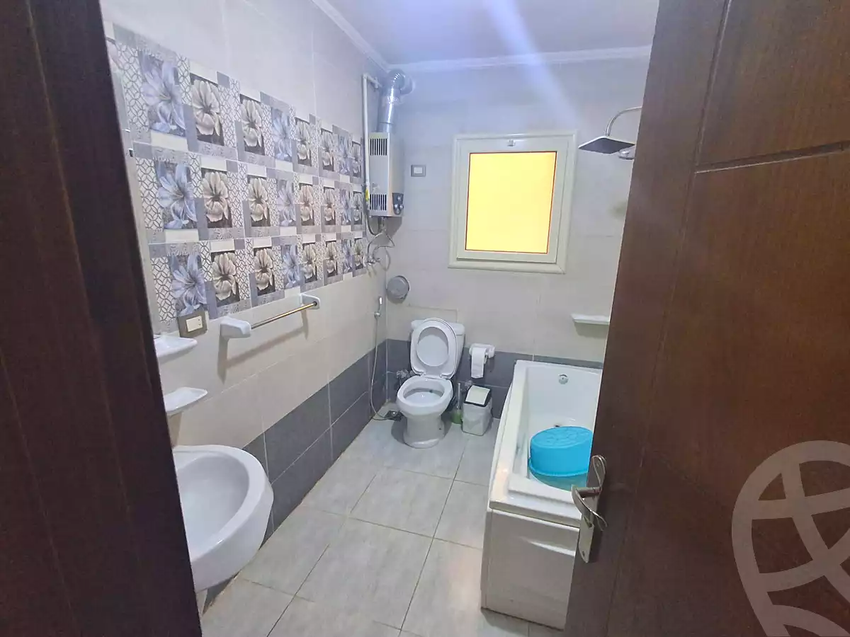 https://aqarmap.com.eg/ar/listing/7340300-for-rent-cairo-el-sheikh-zayed-city-compounds-el-khamayel