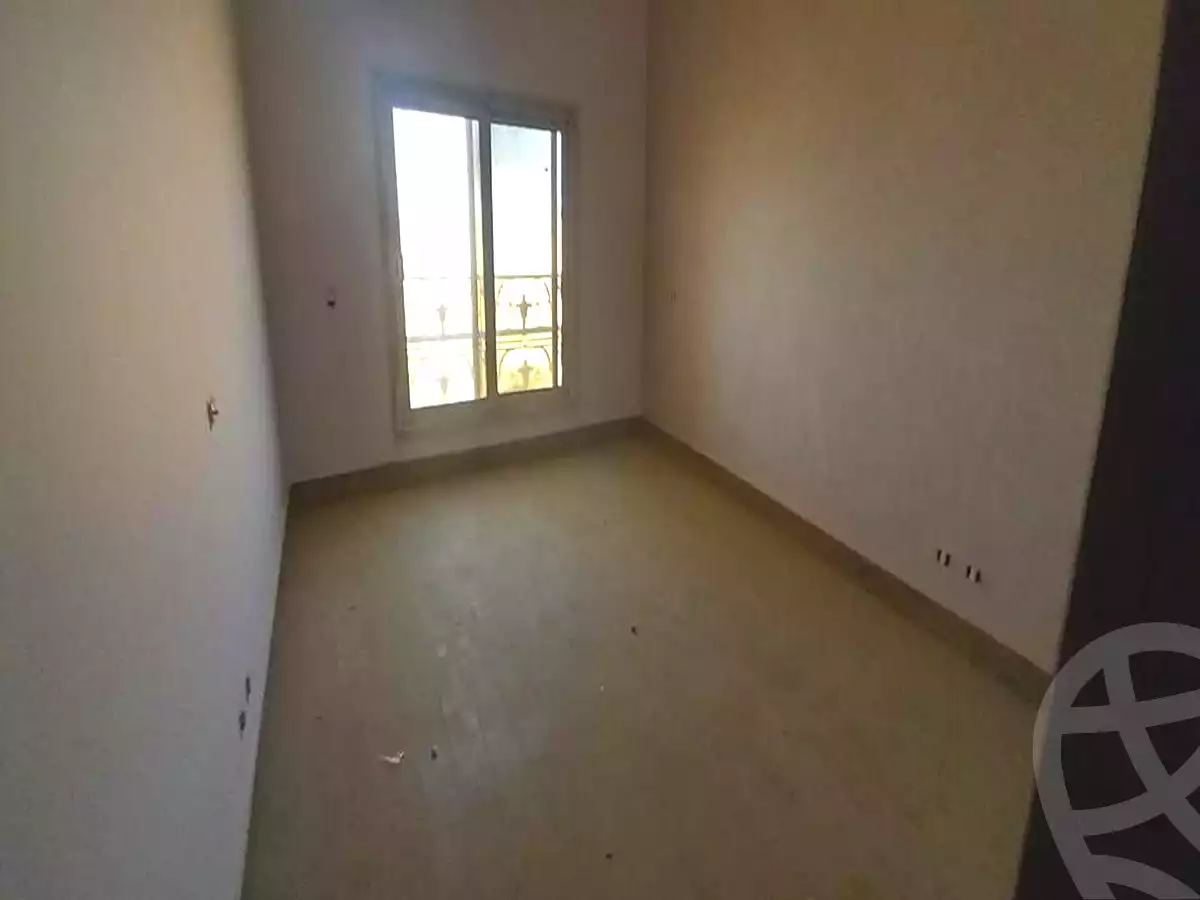 https://aqarmap.com.eg/ar/listing/7340585-for-sale-cairo-new-cairo-compounds-les-rois