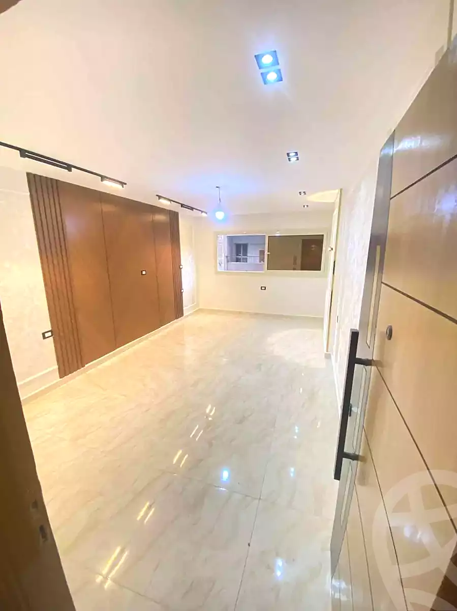 https://aqarmap.com.eg/ar/listing/7340807-for-sale-alexandria-sydy-bshr-sydy-bshr-qbly-faisal-city