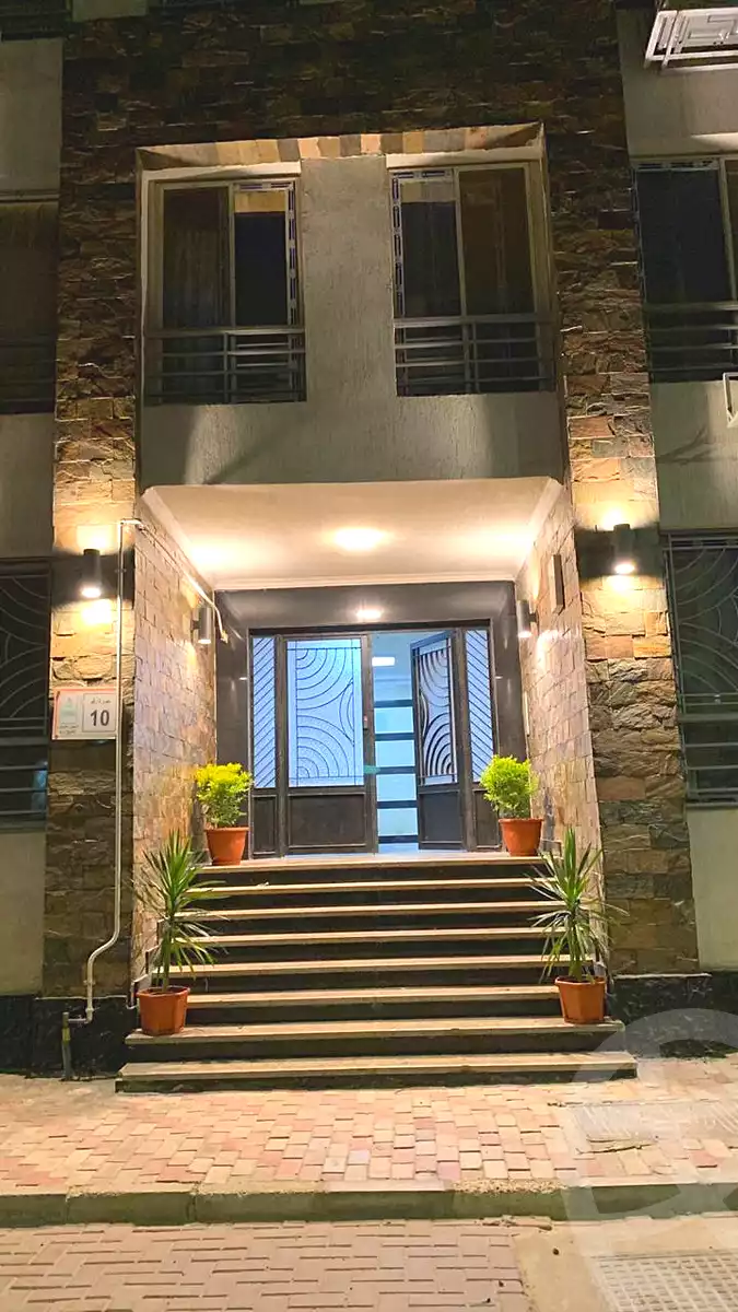https://aqarmap.com.eg/en/listing/7340809-for-rent-cairo-el-sheikh-zayed-city-compounds-jn-zyd