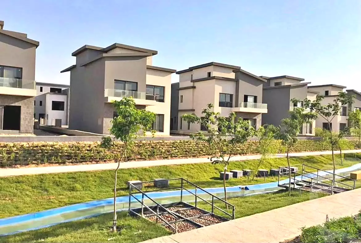 https://aqarmap.com.eg/ar/listing/7340848-for-sale-cairo-new-cairo-compounds-kmbwnd-kryk-twn-il-cazar