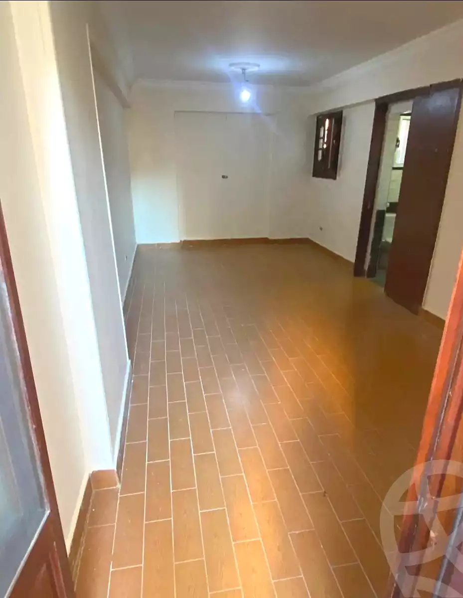 https://aqarmap.com.eg/ar/listing/7340867-for-sale-alexandria-ganaklis