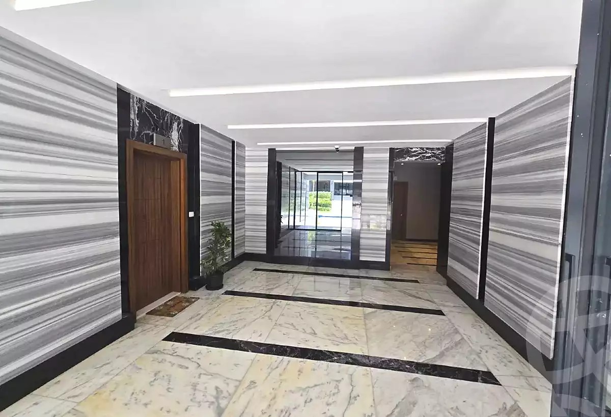 https://aqarmap.com.eg/ar/listing/7340932-for-sale-cairo-new-cairo-compounds-el-patio-oro