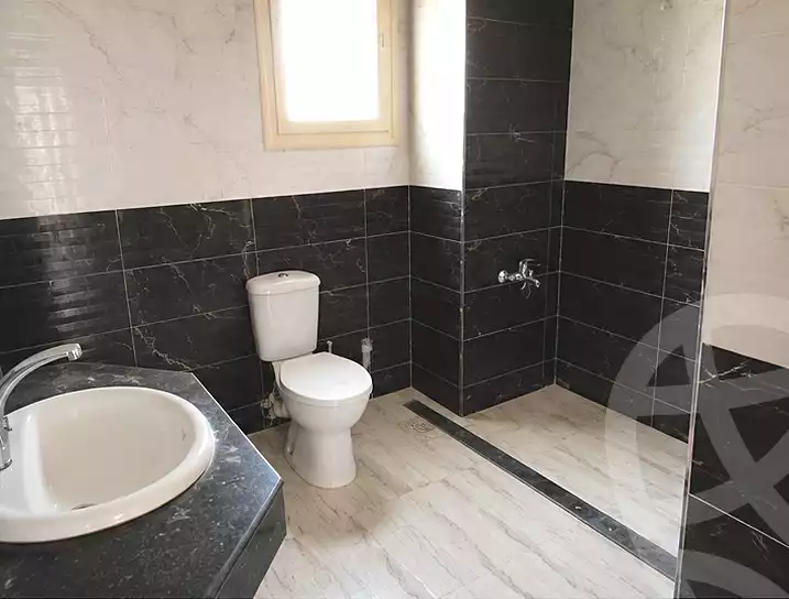 https://aqarmap.com.eg/en/listing/7341162-for-sale-cairo-new-cairo-compounds-mena-residence
