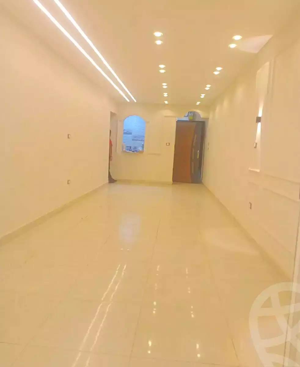 https://aqarmap.com.eg/ar/listing/7341190-for-sale-alexandria-al-agamy-lbytsh-qased-kareem-st