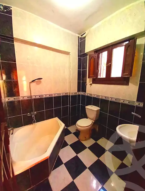 https://aqarmap.com.eg/ar/listing/7341304-for-sale-alexandria-al-agamy-bw-ywsf