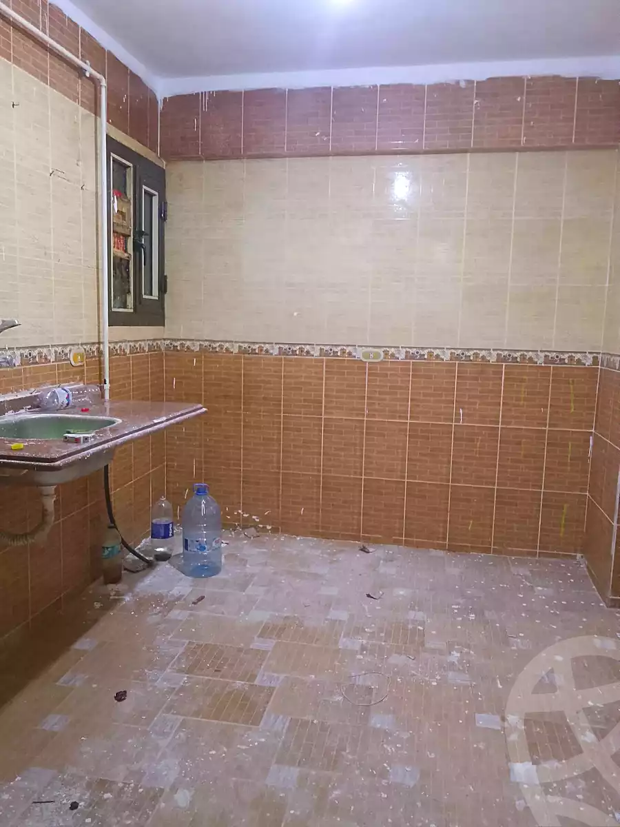https://aqarmap.com.eg/ar/listing/7341326-for-sale-alexandria-al-agamy-el-hanouvel-radwan-st