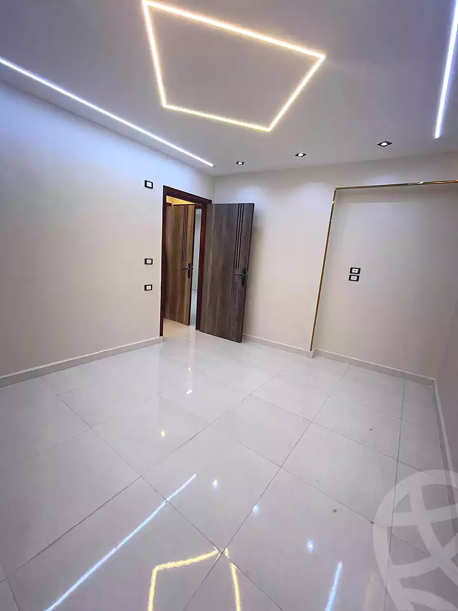 https://aqarmap.com.eg/ar/listing/7341413-for-sale-cairo-elnozha-Streettt-27