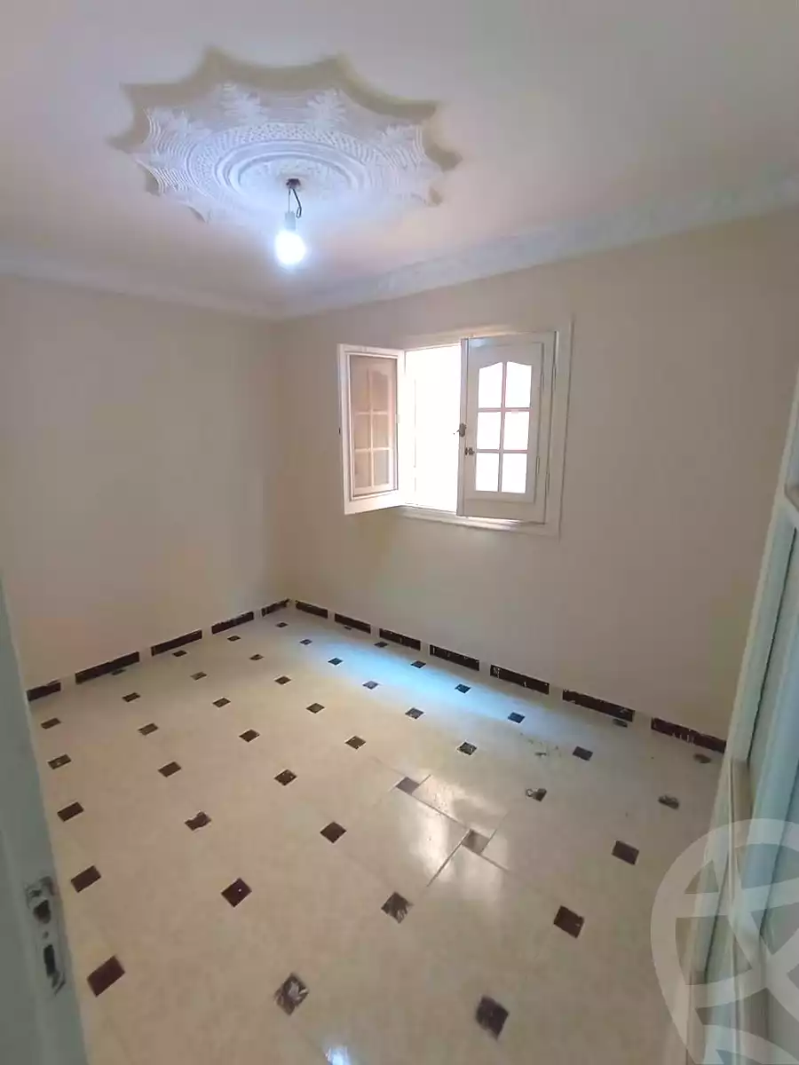 https://aqarmap.com.eg/ar/listing/7341438-for-sale-alexandria-al-agamy-el-hanouvel-abo-el-shawareb-st