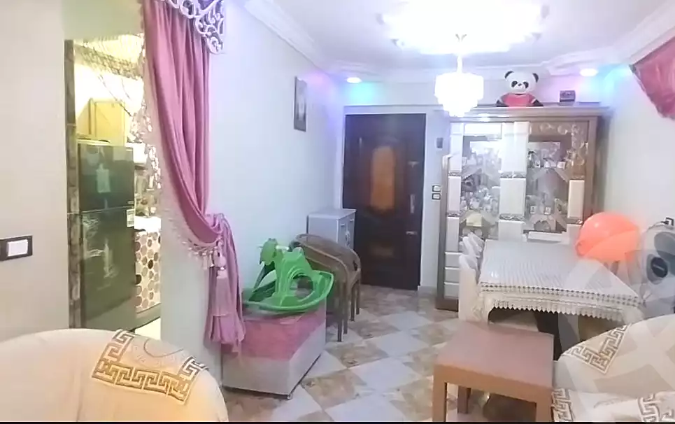 https://aqarmap.com.eg/ar/listing/7341441-for-sale-alexandria-al-agamy-el-hanouvel-el-kholafaa-el-rashdeen-st