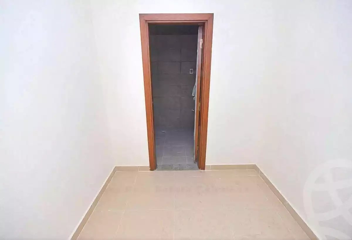 https://aqarmap.com.eg/en/listing/7341471-for-sale-alexandria-moharram-bey