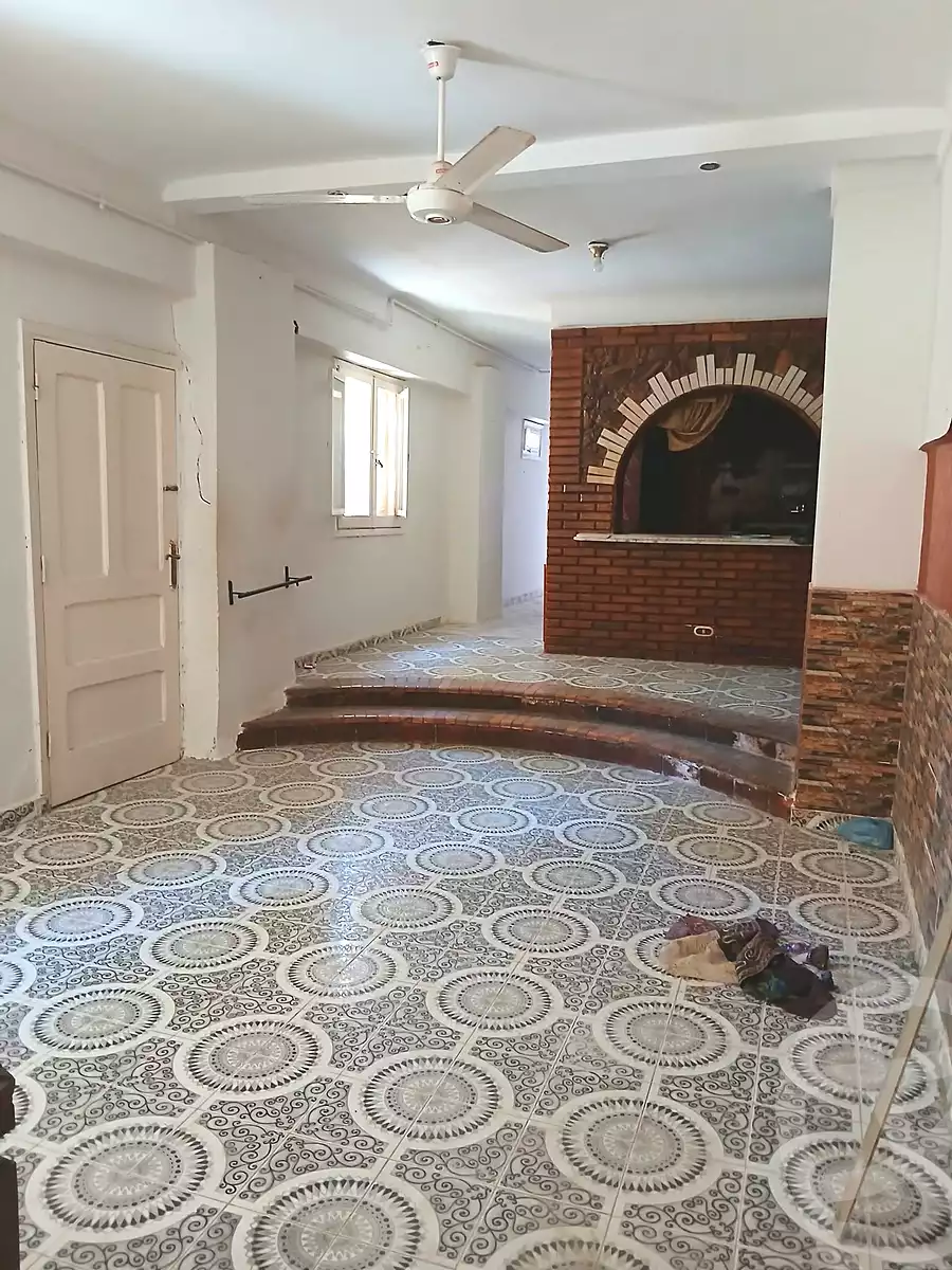 https://aqarmap.com.eg/en/listing/7341564-for-rent-alexandria-al-agamy-lbytsh-el-hanafeya-st