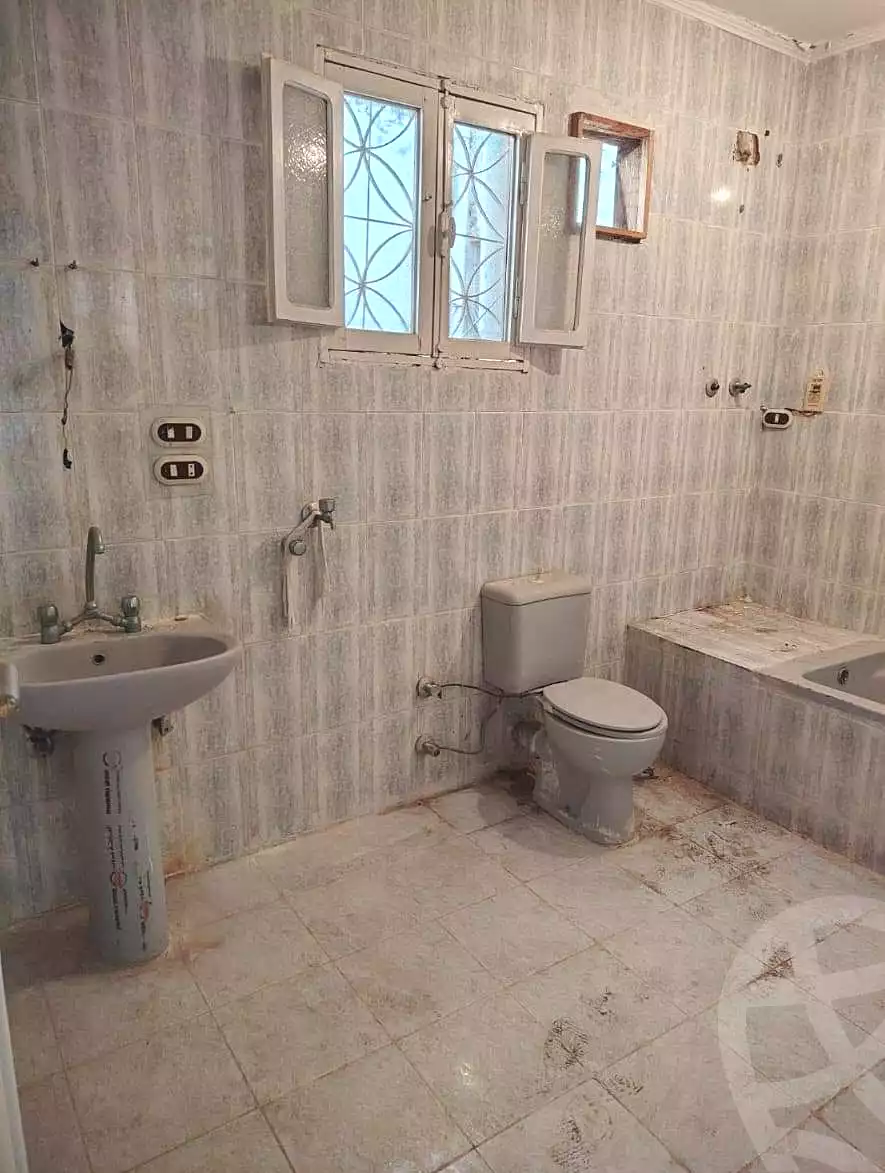 https://aqarmap.com.eg/ar/listing/7341704-for-sale-alexandria-al-agamy-lbytsh-abou-dib-st