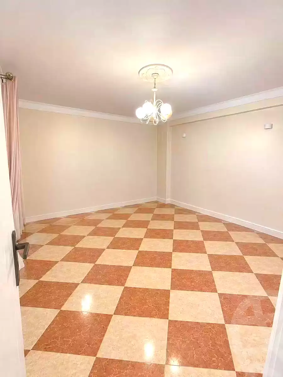 https://aqarmap.com.eg/en/listing/7342290-for-sale-alexandria-lsywf-el-falki