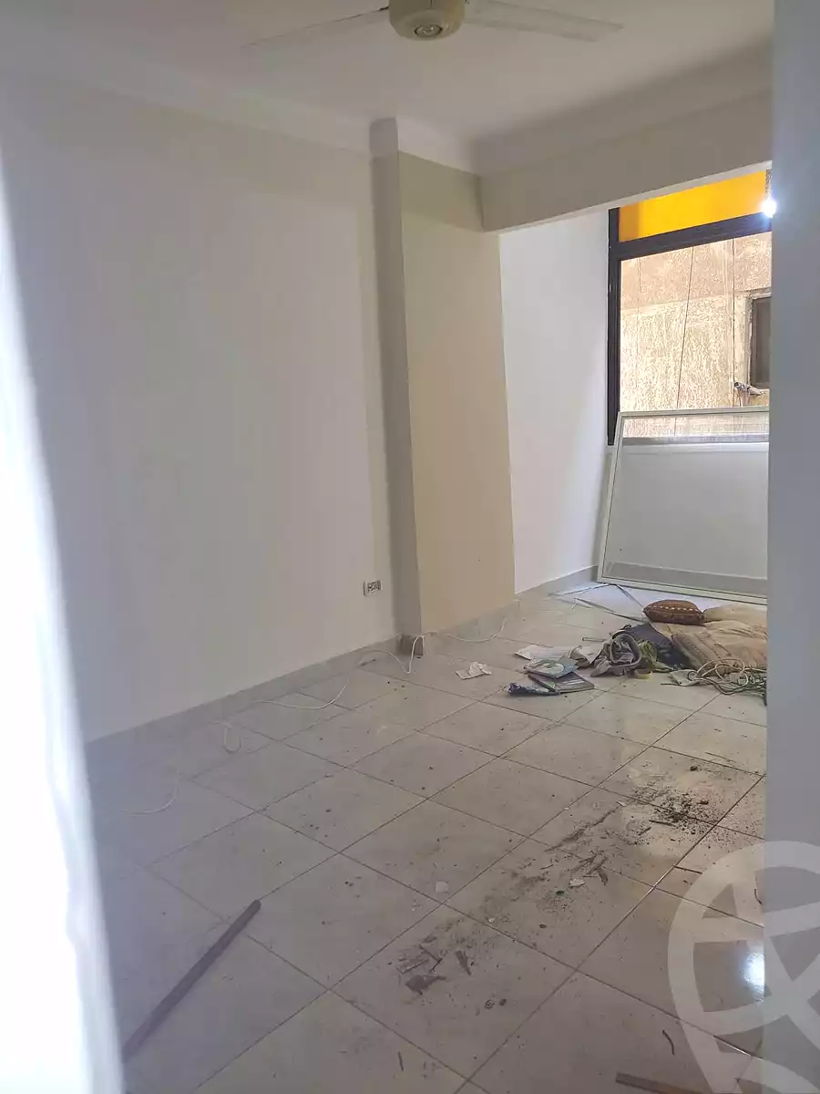 https://aqarmap.com.eg/ar/listing/7342323-for-rent-alexandria-sydy-bshr-sydy-bshr-bhry-shr-mhmwd-l-yswy