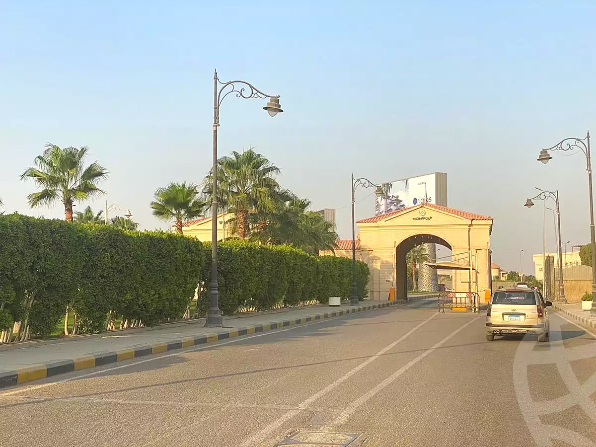 https://aqarmap.com.eg/en/listing/7342715-for-sale-cairo-new-cairo-compounds-west-golf