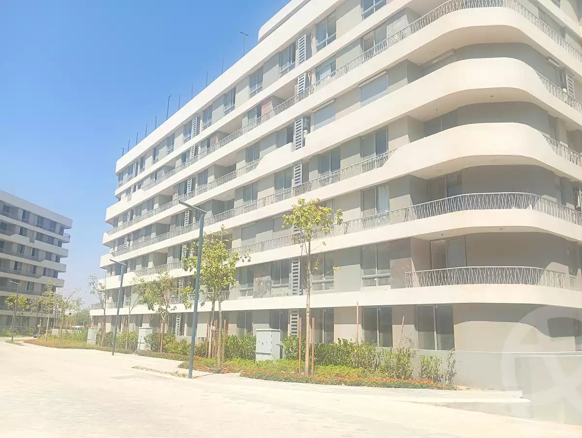 https://aqarmap.com.eg/ar/listing/7070040-for-sale-cairo-new-cairo-lmstqbl-syty-compounds-bloomfields