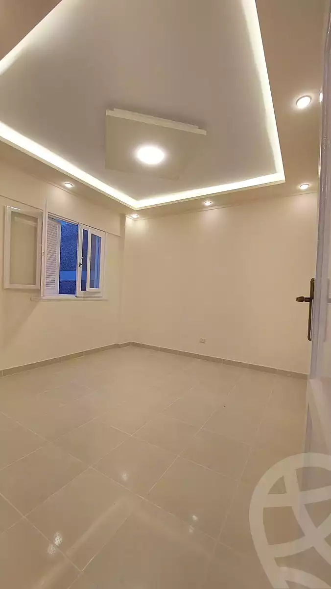 https://aqarmap.com.eg/ar/listing/7343680-for-sale-alexandria-al-agamy-shataa-el-nakheel