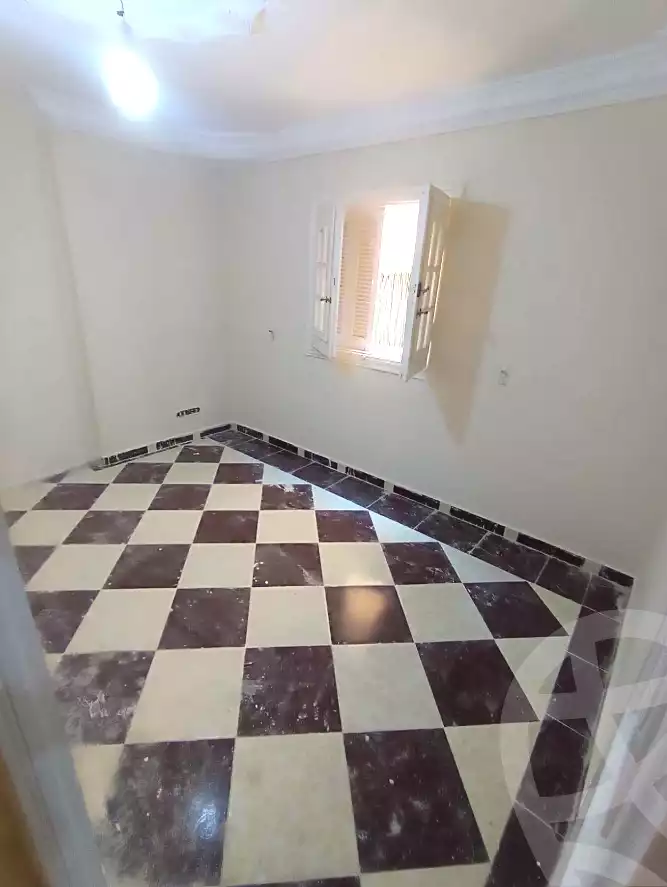 https://aqarmap.com.eg/ar/listing/7343883-for-sale-alexandria-al-agamy-el-hanouvel-abo-el-shawareb-st