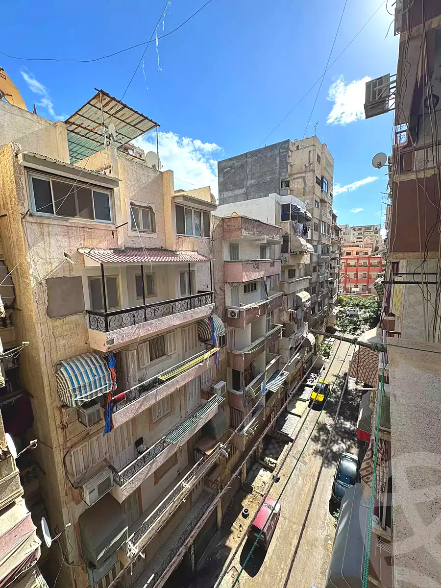 https://aqarmap.com.eg/ar/listing/7344378-for-sale-alexandria-kafr-abdo
