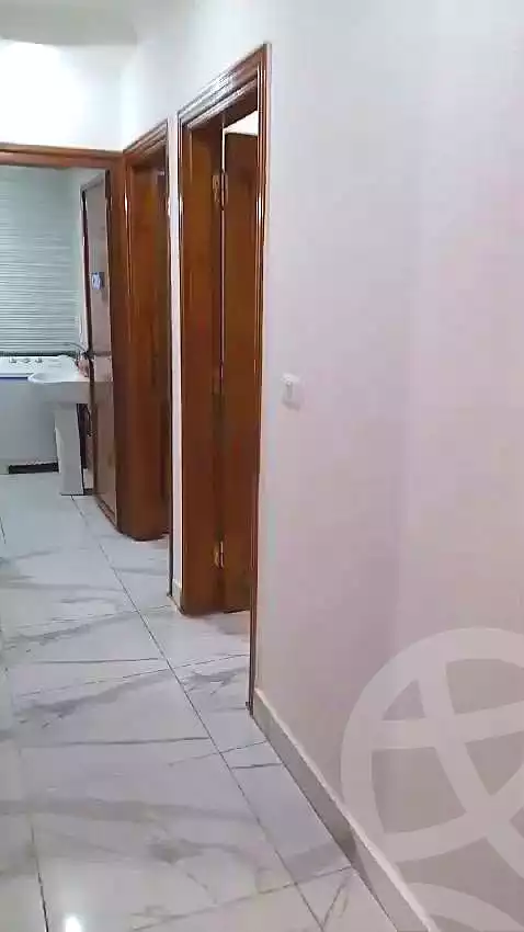 https://aqarmap.com.eg/ar/listing/7344406-for-rent-cairo-faisal-kafr-tohormos-queen-nazli-st