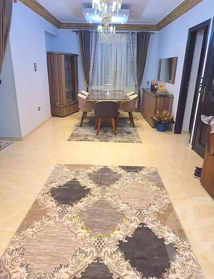https://aqarmap.com.eg/ar/listing/7344531-for-rent-cairo-ain-shams-mnshy-lthryr