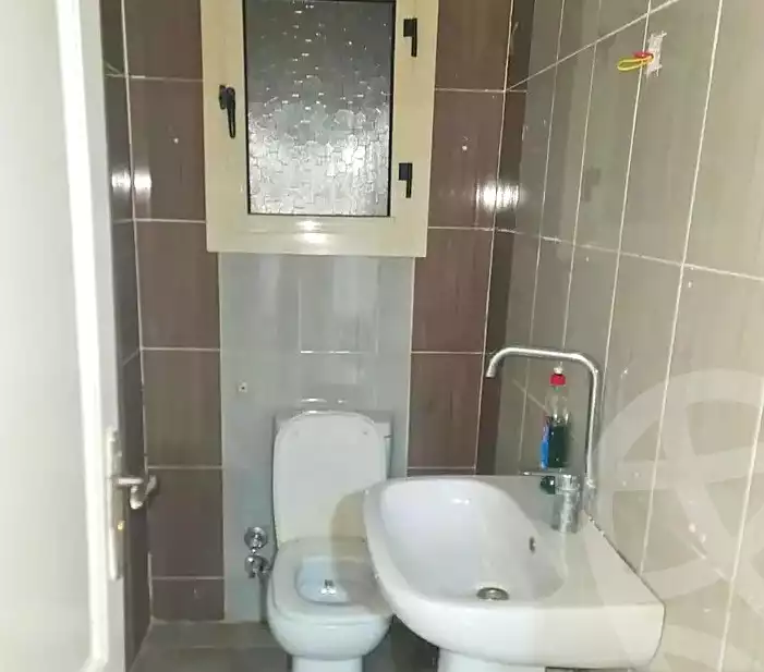 https://aqarmap.com.eg/ar/listing/7344733-for-sale-alexandria-al-agamy-lbytsh-bianchiii-el-arbaeen-st