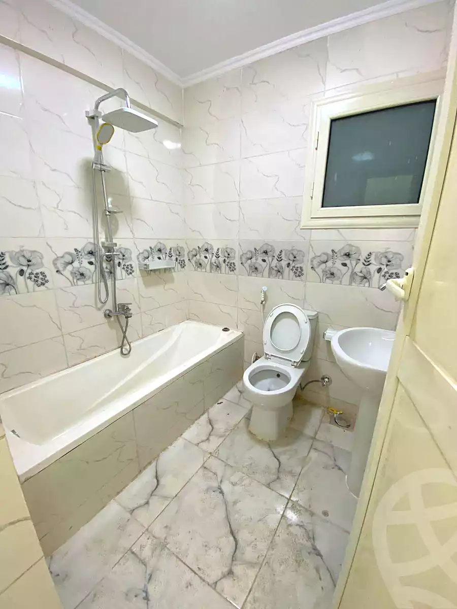 https://aqarmap.com.eg/en/listing/7345467-for-sale-cairo-elnozha-Streettt-27