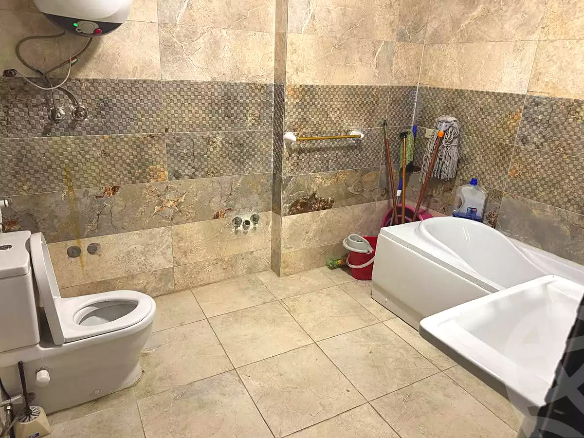 https://aqarmap.com.eg/en/listing/7345492-for-sale-cairo-faisal-el-matbeaa-amr-ibn-al-aas-st