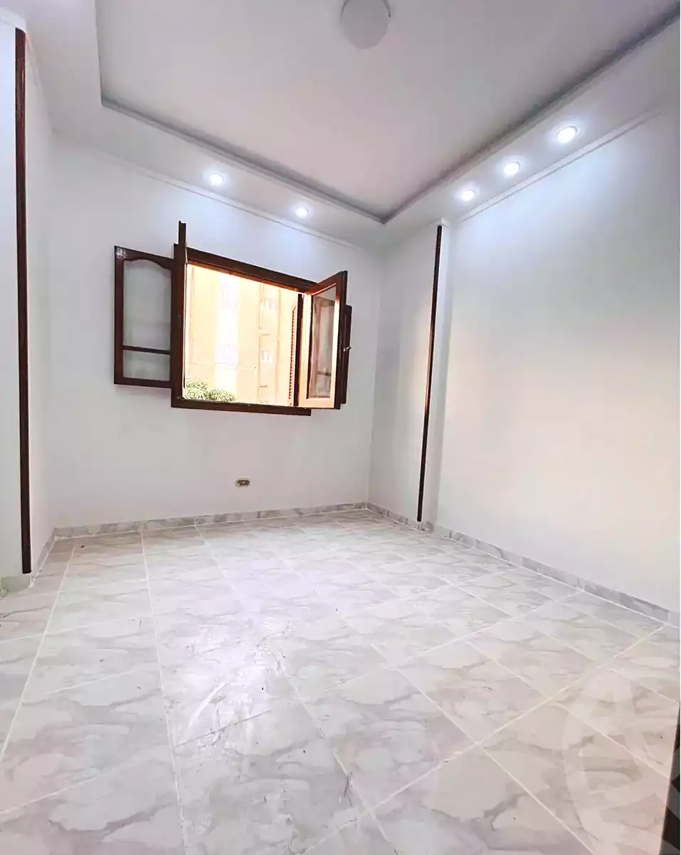 https://aqarmap.com.eg/ar/listing/7345505-for-sale-alexandria-al-agamy-shataa-el-nakheel